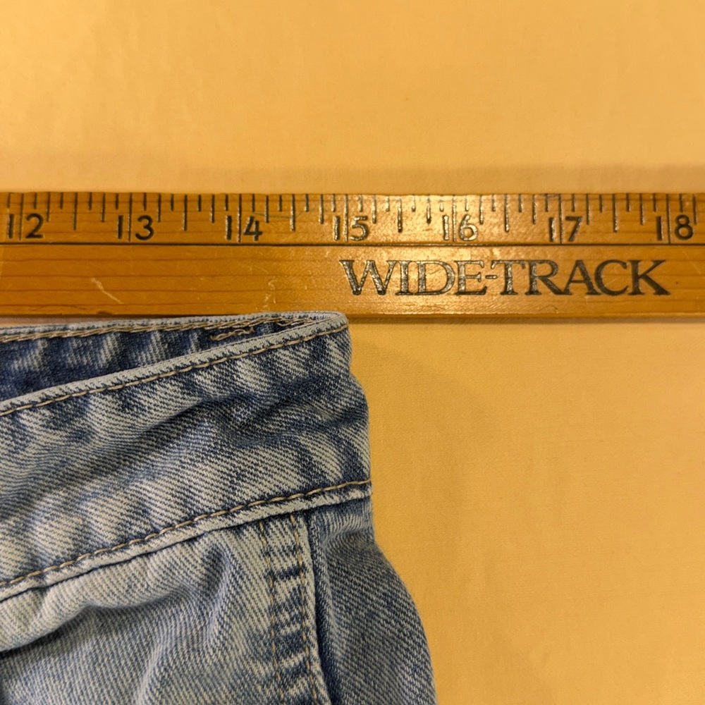 Women’s barrel leg blue denim jeans faded five pockets size 10 - Picture 4 of 10
